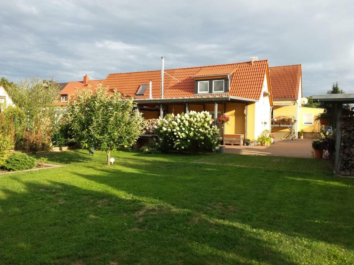 Kleines Zuhause Magdeburg Exterior foto